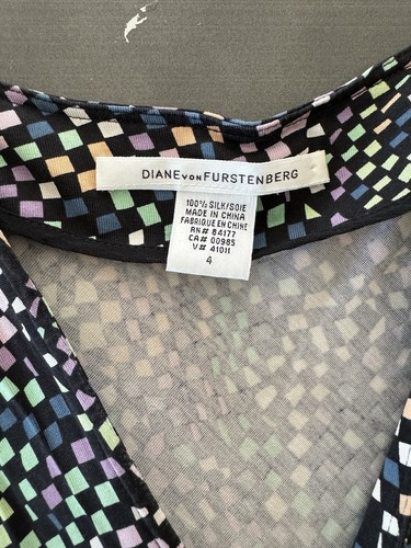 Diane von Furstenberg Arely Wickelkleid Geometrisch Schwarz Seide Kurzarm Damen 4 - Bild 10 von 13