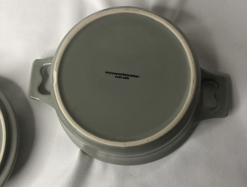 Ceramic Brie Baking Dish with Lid - Picture 4 of 5