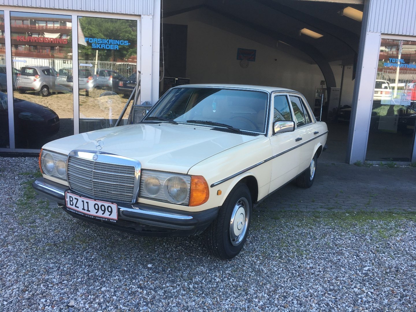 Mercedes 200 Anmeldelser - Se vurderingen på Bilbasen