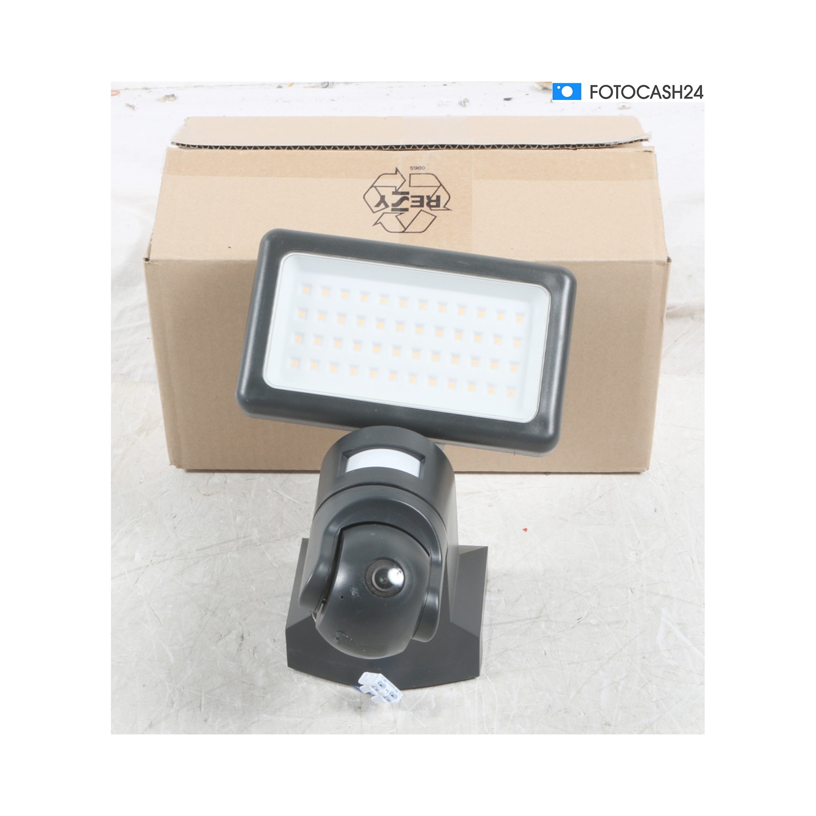Ledvance SMART+ Flood Camera Control + Defect (287656)