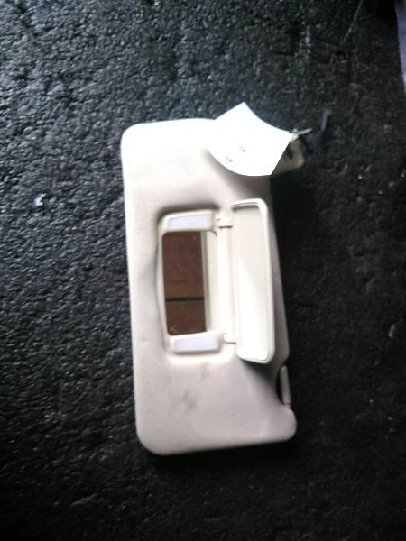 Passenger Right Sun Visor Sedan With Illumination Fits 09 ALTIMA 89627 - Imagem 3 de 4