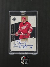 Steve Yzerman Cards, Rookie Cards and Autograph Memorabilia Guide 9