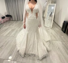 UNWORN HANDMADE DESIGNER WEDDING DRESS