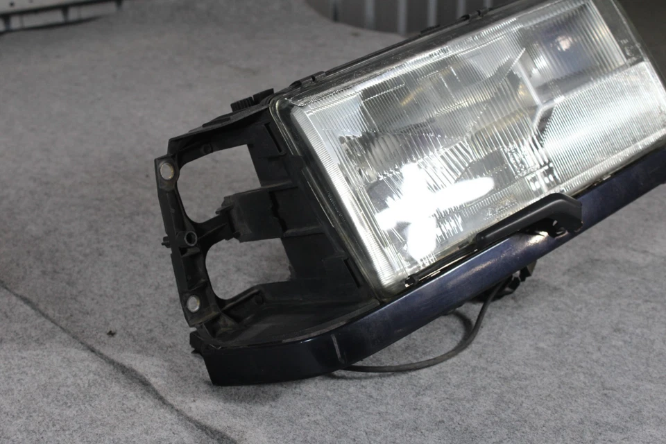 VOLVO 940 YV194581 FARO FARO LADO DERECHO BOSCH Foto 2 de 4