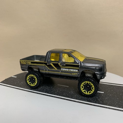 Hot Wheels HW Hot Trucks #1/10 Dodge Ram 1500 Toyo Tires Gray Metallic/Yellow NM - Picture 3 of 13