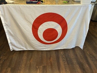 3' X 5' Nylon Flag Warped Target Eyeball Unsure What It Represents