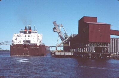 SHIP --- MV JAMES R. BARKER (''1000-FOOTER'') - Original Slide BNSF SUPERIOR T13-9