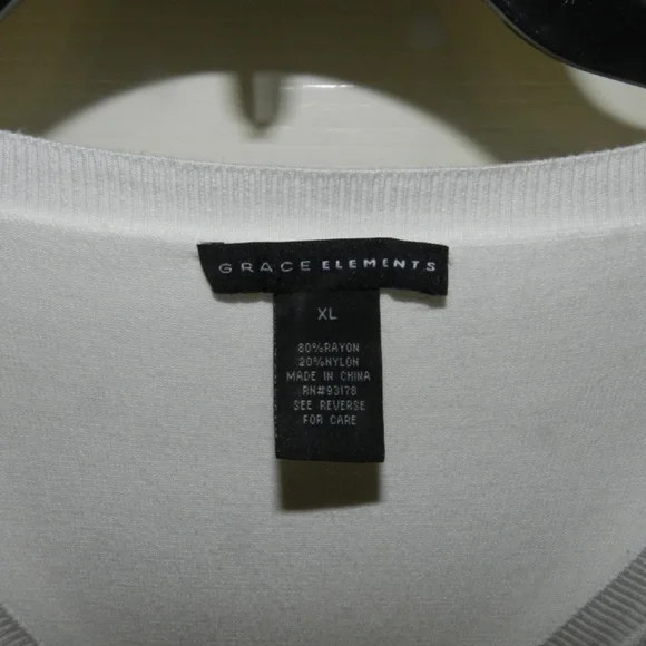 Grace Elements V Neck Pullover White Sweater XL - image 7