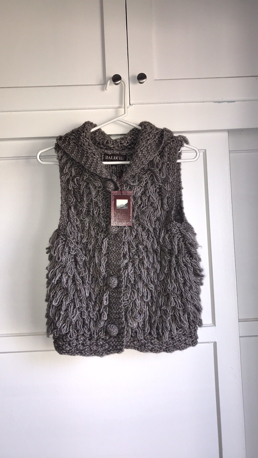 Baluchi Women's Gray Sweater Vest NWT Small