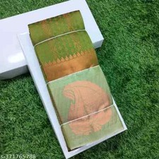 Kanjeevaram Brocade Red Copper Zari Pattu Silk Saree With Contrast Border