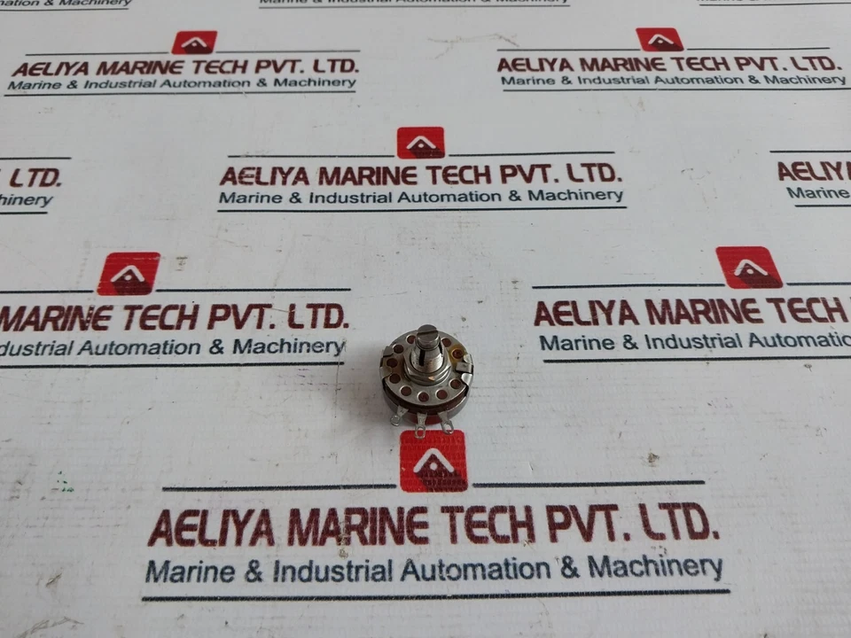 Lot of 2X Allen-Bradley Jail040S353UC Potentiometer RV4LAYSA353A - Image 4 of 4
