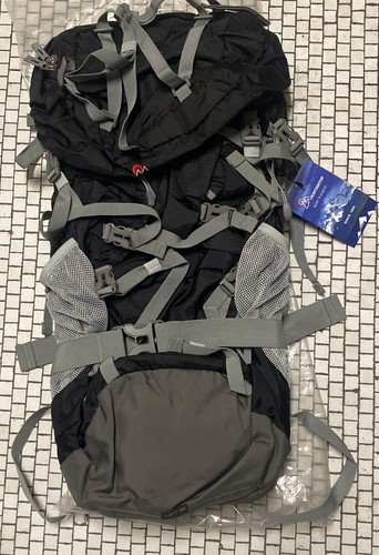MOUNTAINTOP 70L Internal Frame Hiking 