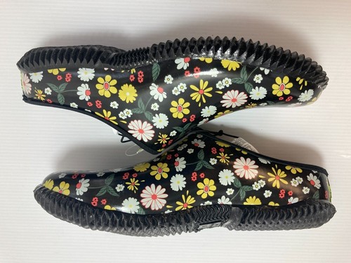 NEW! Western Chief Women's Flowers Petal Party Garden Classic Rain Slip On Clog - 第 2/3 張圖片