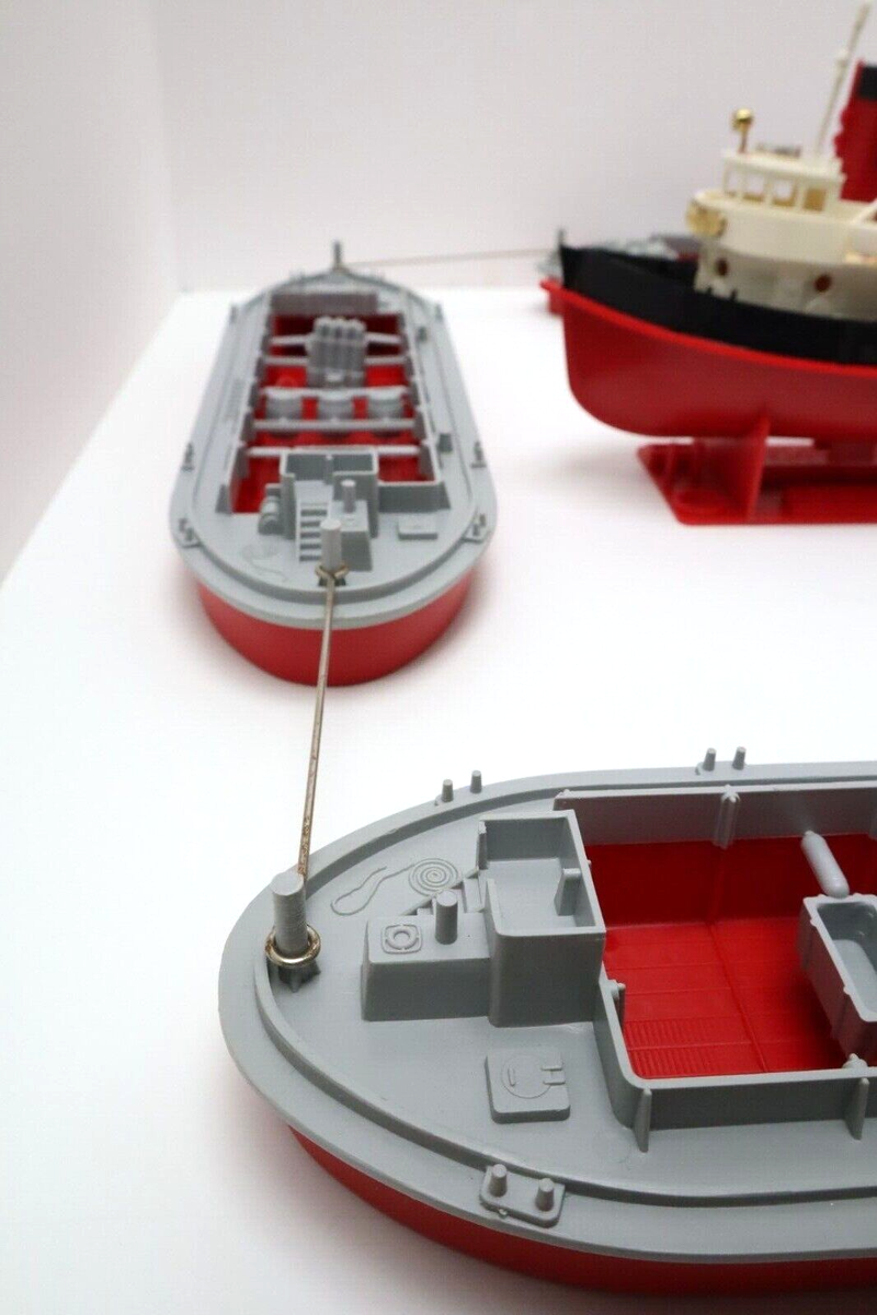 lehmann vintage toys E.P.L 950 Tugboat, E.P.L 951 barges