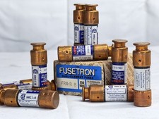 Bussmann Fusetron FRN-R 8 250V Dual-Element Time Delay Fuse Lot of 10