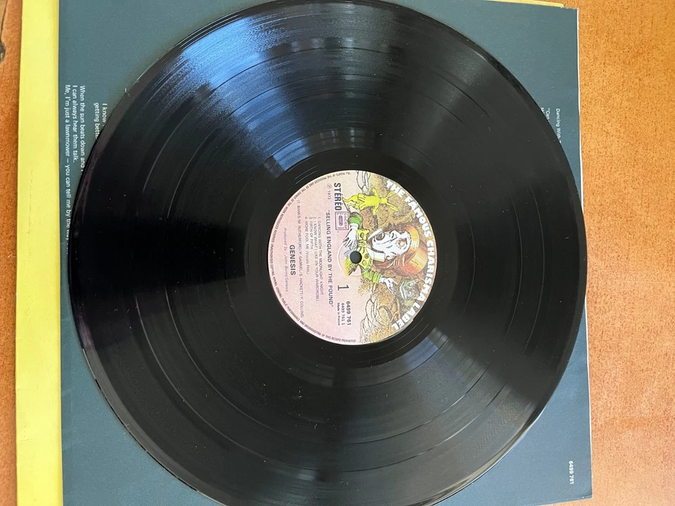 disque vinyle Genesis "Selling England by the pound", 1973 - Photo 3/3