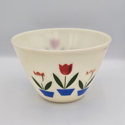 Vintage Fire King Set Of 3 Tulip Milk Glass Nesting Mixing Bowls - Picture 8 of 15