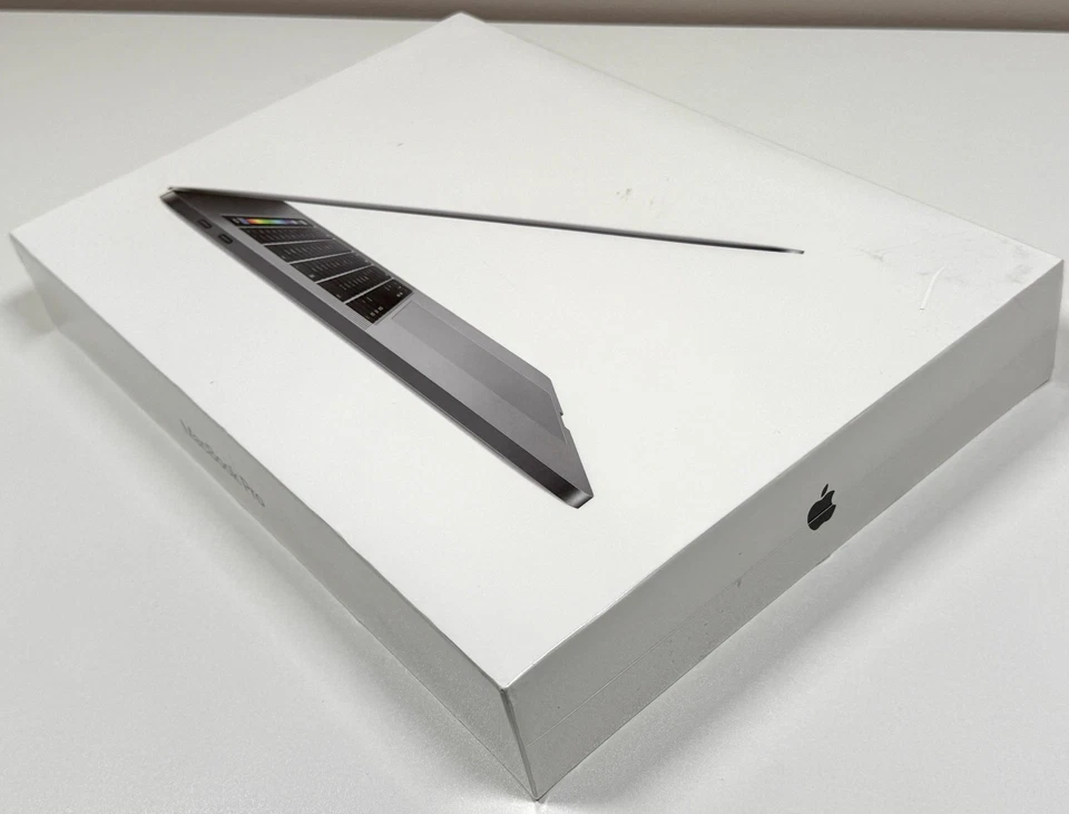 Apple MacBook Pro 15" Touch Bar Space Gray 2.6GHz i7 16GB RAM 256GB SSD 2016 NEW - Image 3 of 4