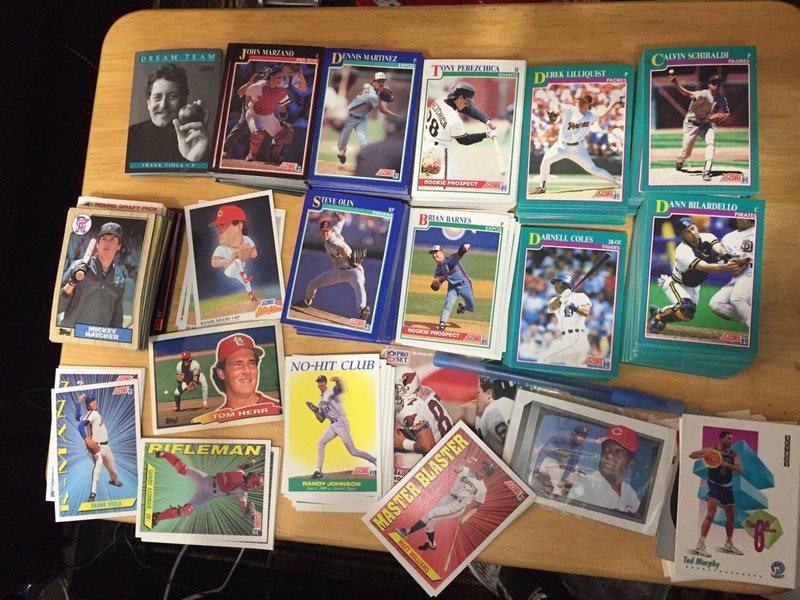 Vintage Lot of 1990’s Mixed Sports Cards- Total of Over 500 Cards. See Pictures