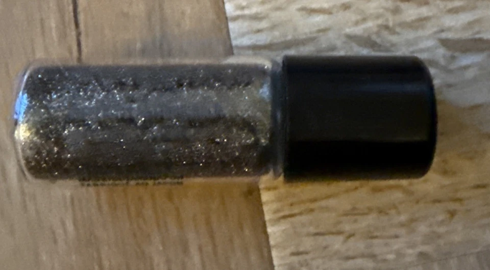 MAC Reflects Antique Gold. Glitter Pigment. Brand New. Discontinued. Rare - Image 2 of 2