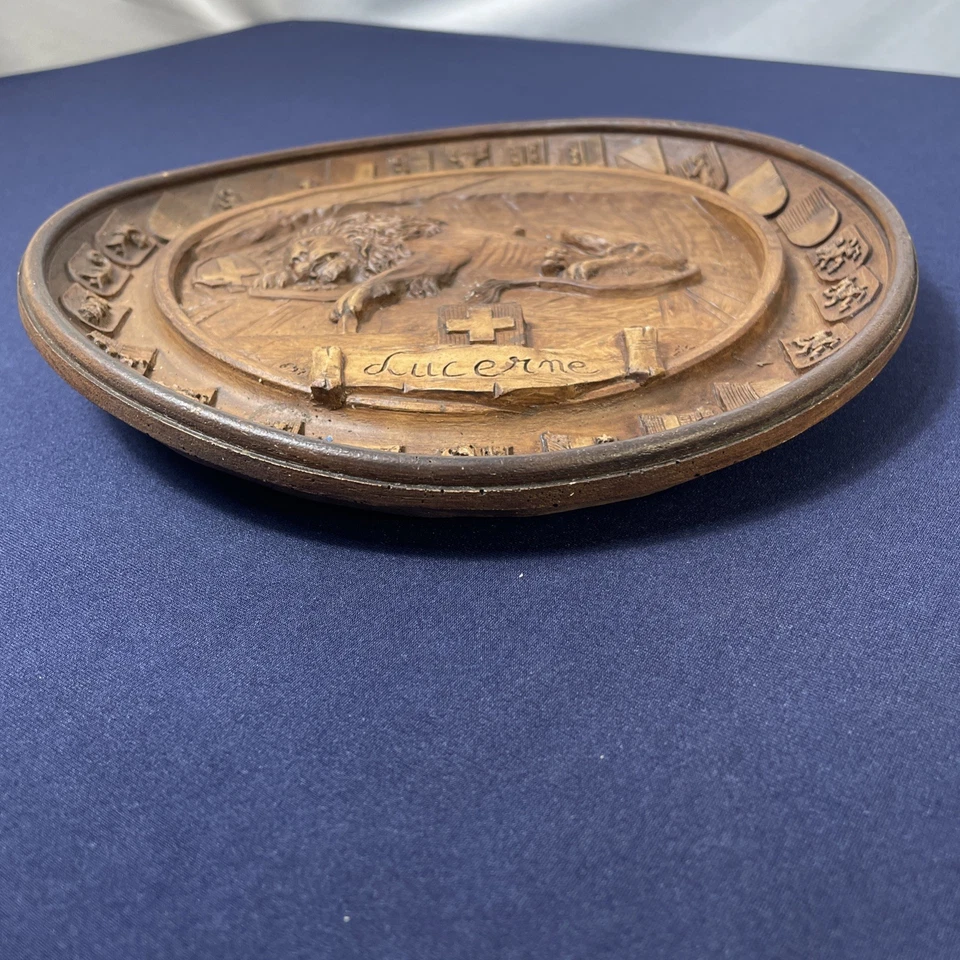 Escultura escultura 3D Leão Moribundo de Lucerna - Imagem 2 de 4