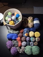 Sockenwolle - Reste  ,  4 - fach, hochwertige Marken , 910 g  (10)