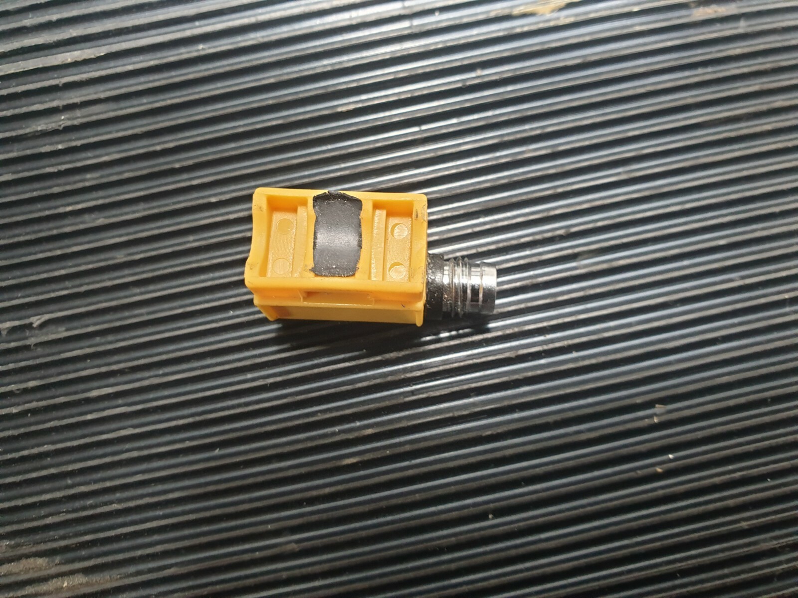 TURCK BIM-PST-AP6X-V1131/KLP80 Proximity Switch (R4S2.6B4)