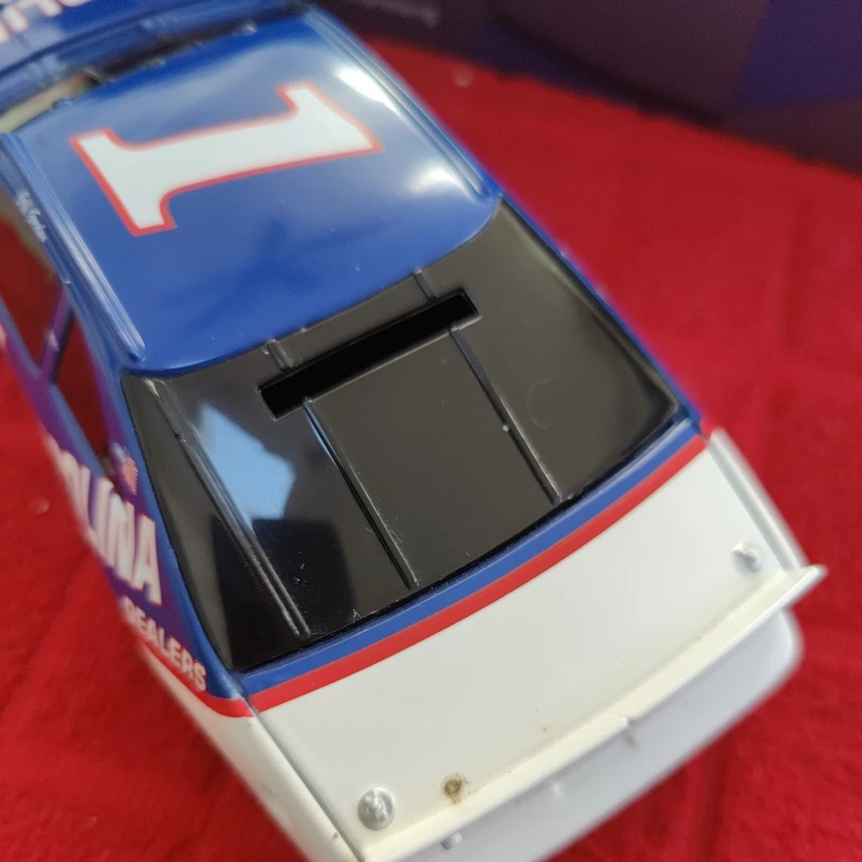 DE COLECCIÓN JEFF GORDON BANK 1991 #1 CONCESIONARIOS CAROLINA FORD FUNDIDO A PRESIÓN ESCALA 1:24 Foto 3 de 4