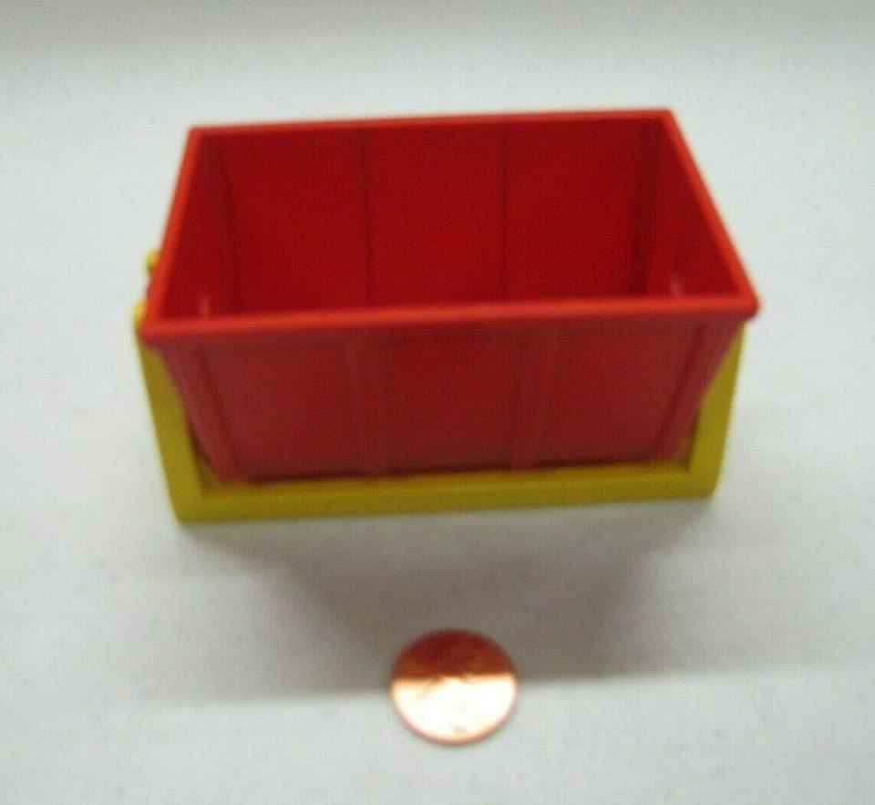 Lego Duplo Red & Yellow Swinging Train Car Tipper Bin Part Vintage - Image 3 of 3