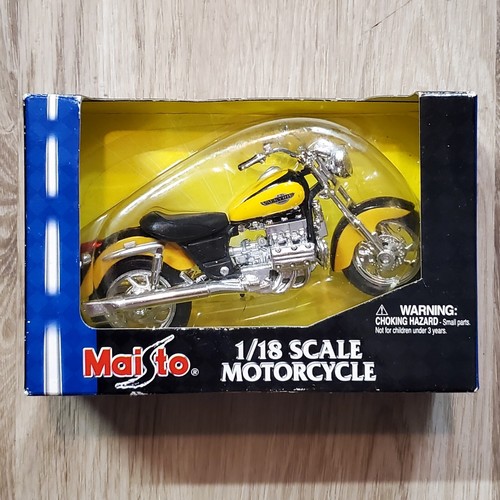 Vintage Maisto 1/18 Scale HONDA VALKYRIE GL1500C, Die Cast Motorcycle 31300-1601