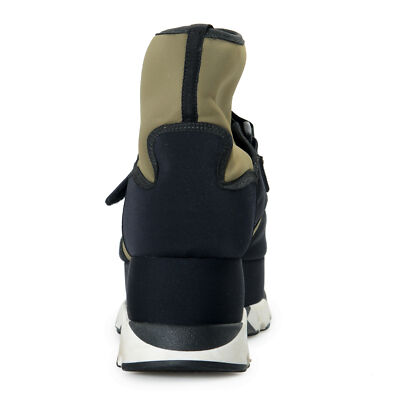 【関税&送料込み】Marni Shoes Marni Women's Multi-Color Ankle Strap Platform Sneakers