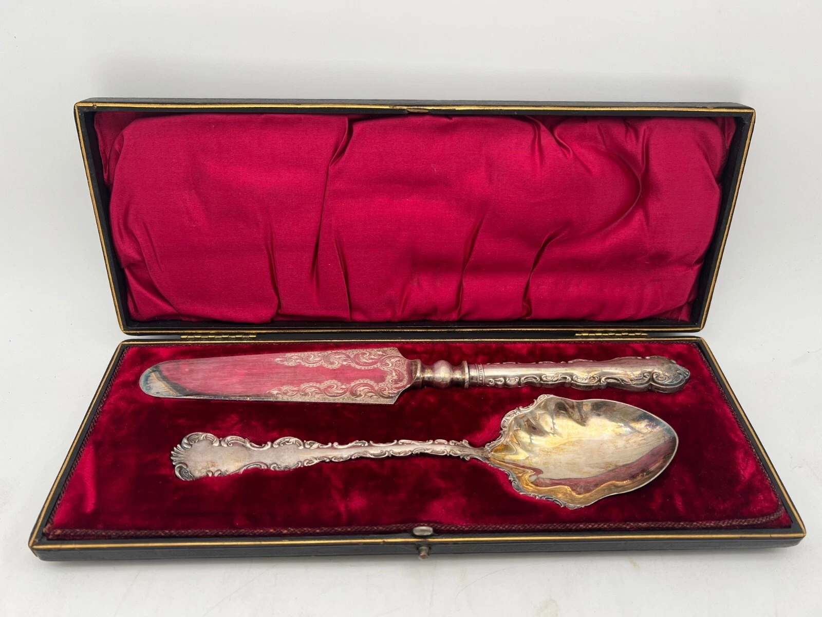Vintage L&W Antique Silver Plated Serving Spoon & Butter Knife Utensils in Case