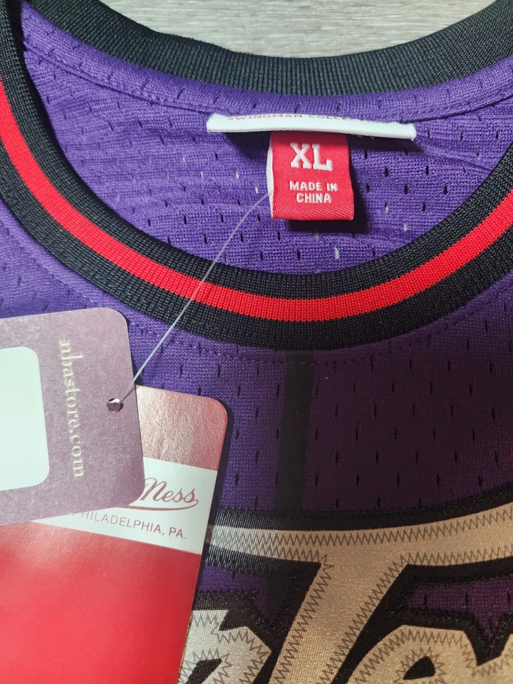 Mitchell & Ness Vince Carter 多伦多猛龙队 NBA Road 1998-99 Swingman 球衣 XL — 第 4/4 张图片