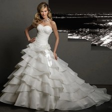 Sweetheart Neck Lace Up Tiered Skirt Pleat Flower Ball Gown Wedding Dresses