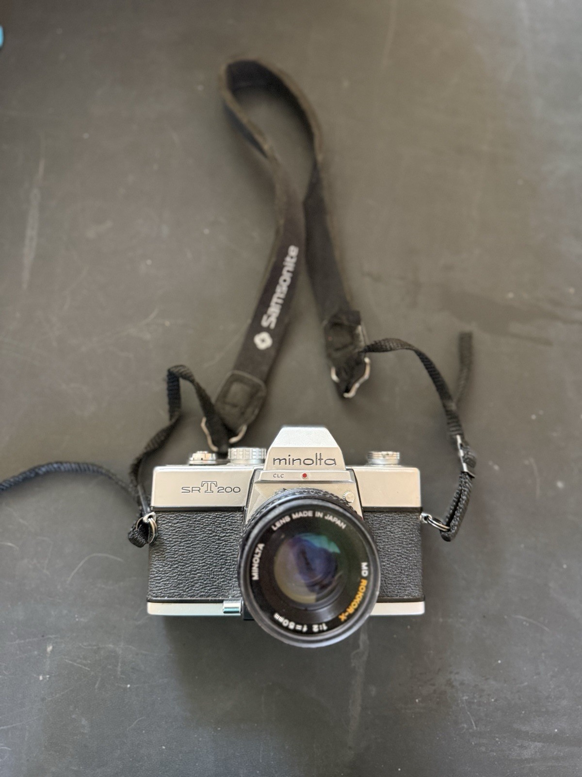 Minolta SR-T 200 vintage camera equipment - eBay listing photo 2