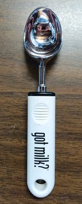 Got Milk? Ice Cream Scoop Metal Plastic Kitchen Utensil Advertising 