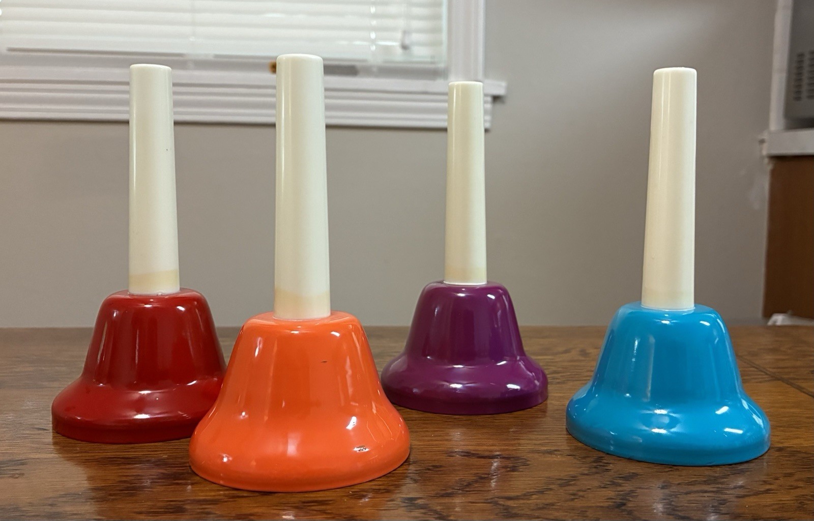 Kids Play 8 Note Hand Bell Set Rhythm Band Instruments Educational EUC