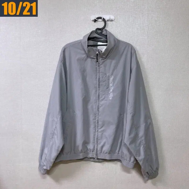 95 Codegraphy Gray Windbreaker Jacket - Casual Ou… - image 7
