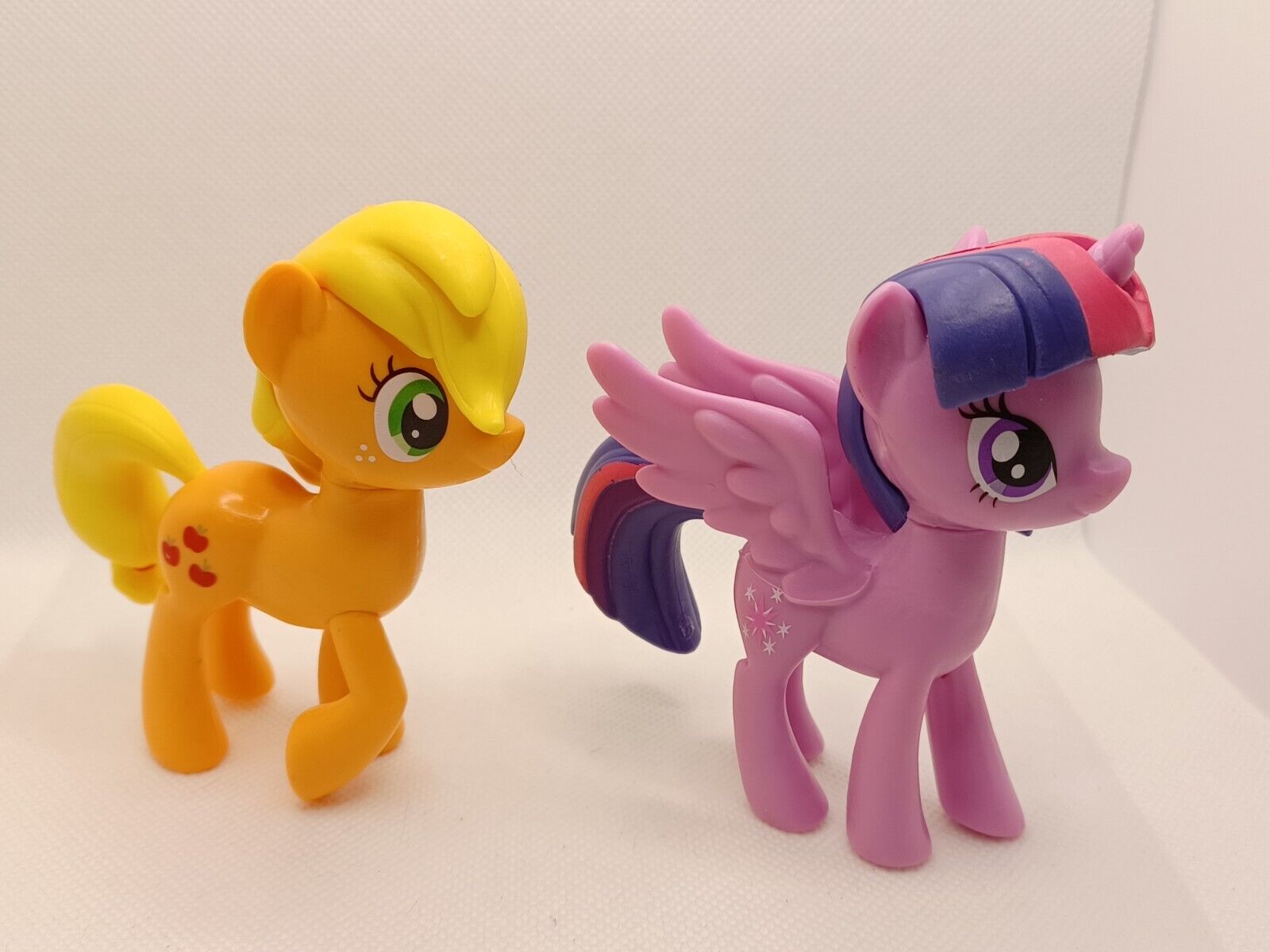  My Little Pony Toys Meet The Mane 6 Ponies Collection (  Exclusive) Doll Playset