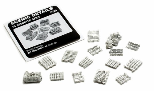 NEW HO Woodland Scenics Scenic Details D204 Assorted Skids 15 Pcs Kit - Picture 2 of 3