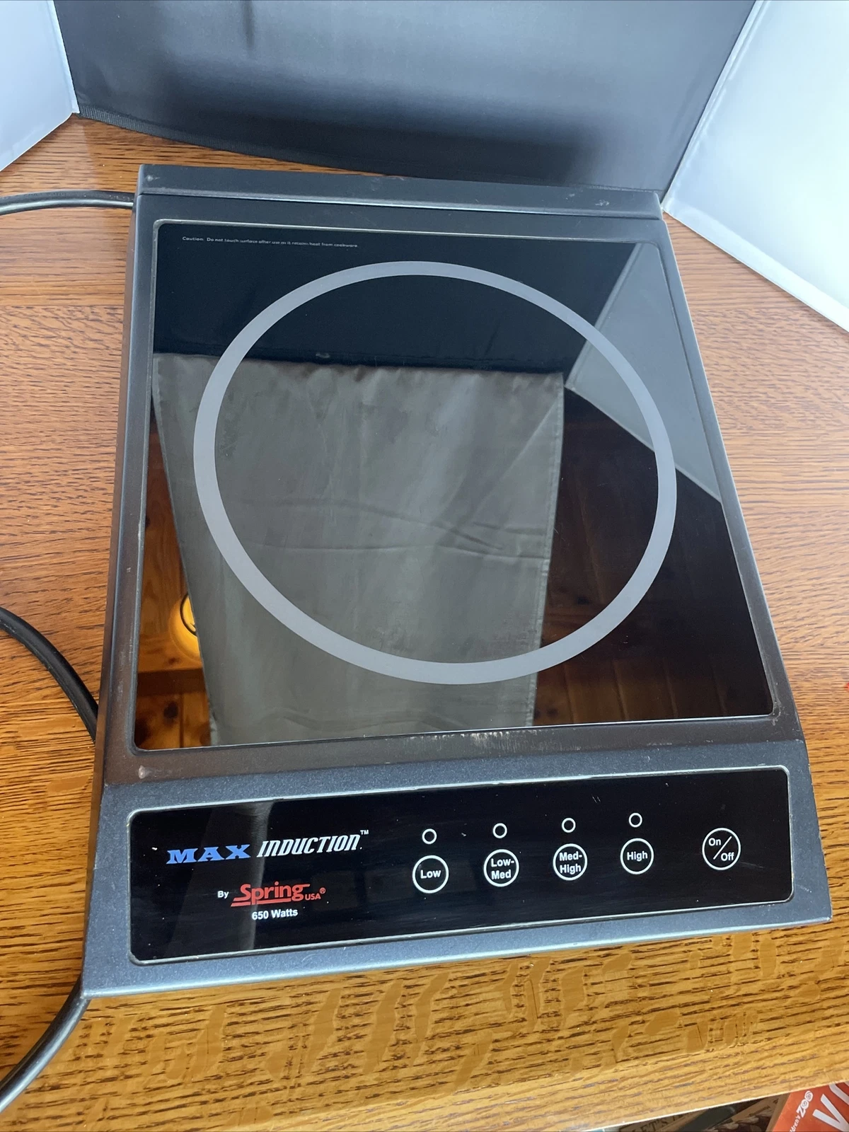 Spring USA SM-651C-T 120V 650w - commercial MAX Induction Countertop Range