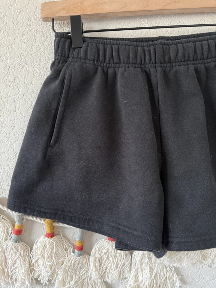 Pantalones Cortos Aerie Negro Polar Cintura Elástica Prendas de Salón Cómodas Relajadas NUEVOS CON ETIQUETAS XS Foto 3 de 4