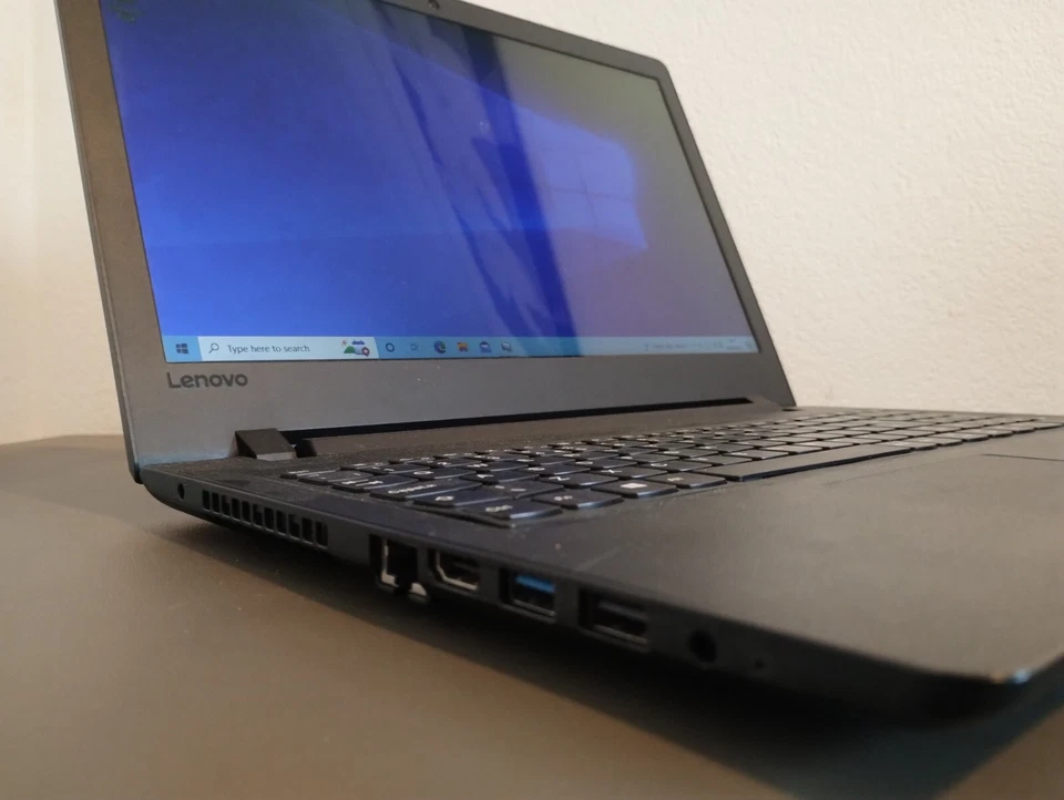 lenovo ideapad 110-15ISK i5 12 Gb Ram 250 GB SSD - Image 2 of 4