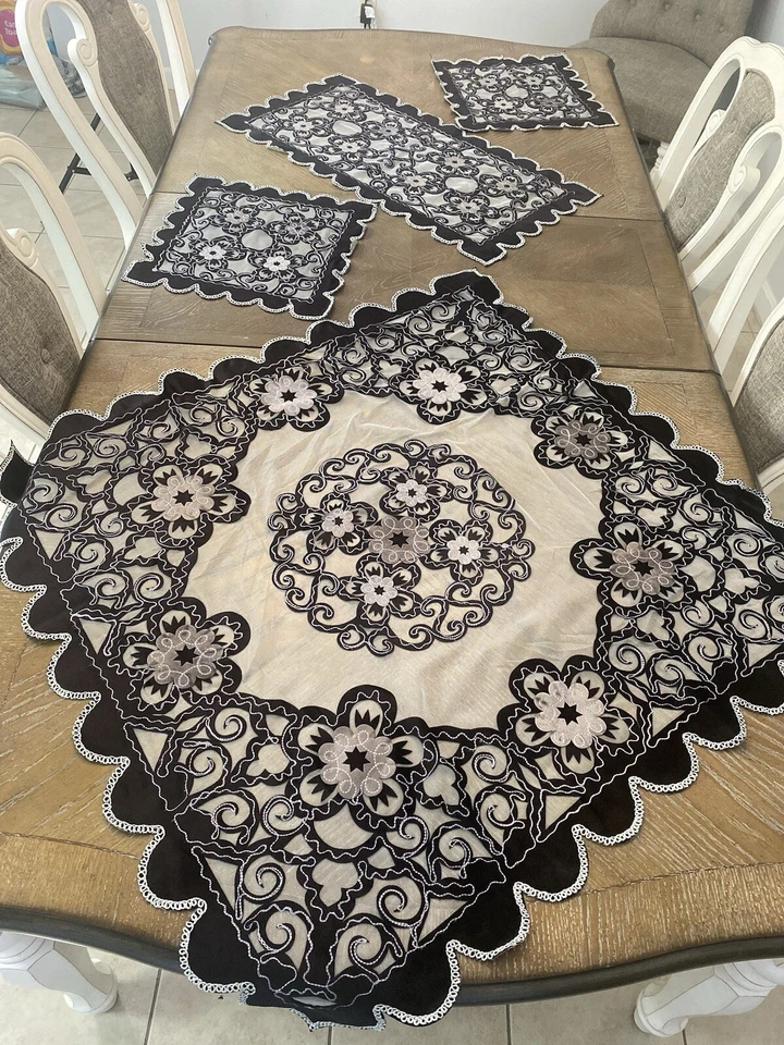 embroidery table cover Set 4 pic Fully velvet Bead Handmade Christmas Tablecloth - Image 2 of 4