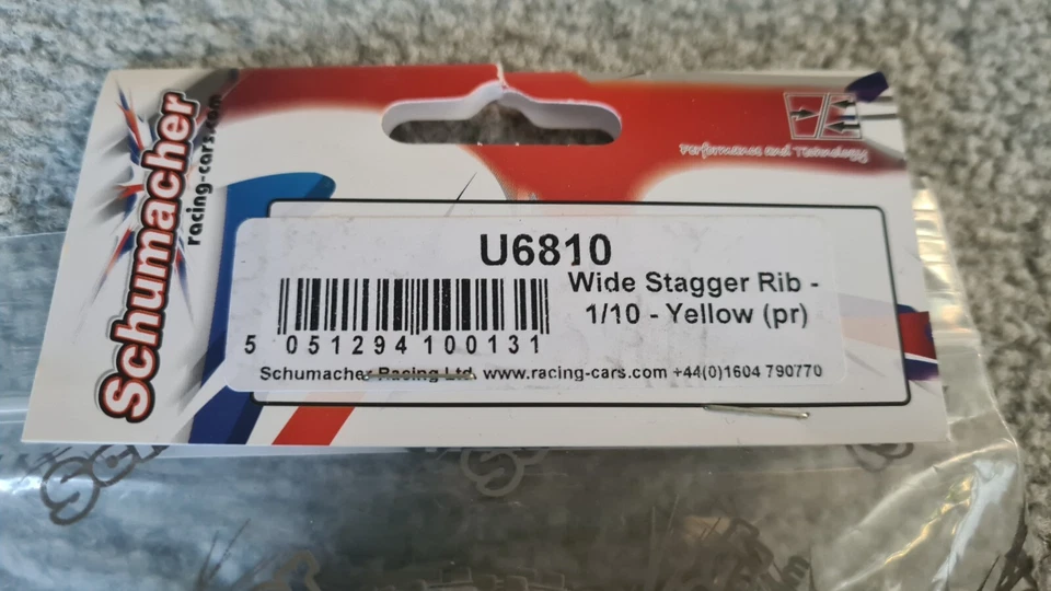 Schumacher U6810 - Wide Stagger Rib - 4WD Front Reifen - 2.2" - GELB (2 Stück) - Bild 2 von 2