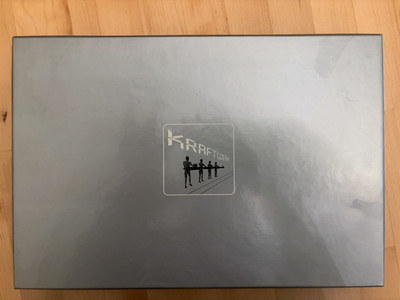 Kraftwerk - Minimum Maximum Special Edition Notebook Box  2 DVDs + 2 CD+Buch dt
