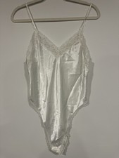 Vintage Victoria  s Secret GOLD LABEL Satin Lace Ivory Teddy Lingerie Bodysuit M