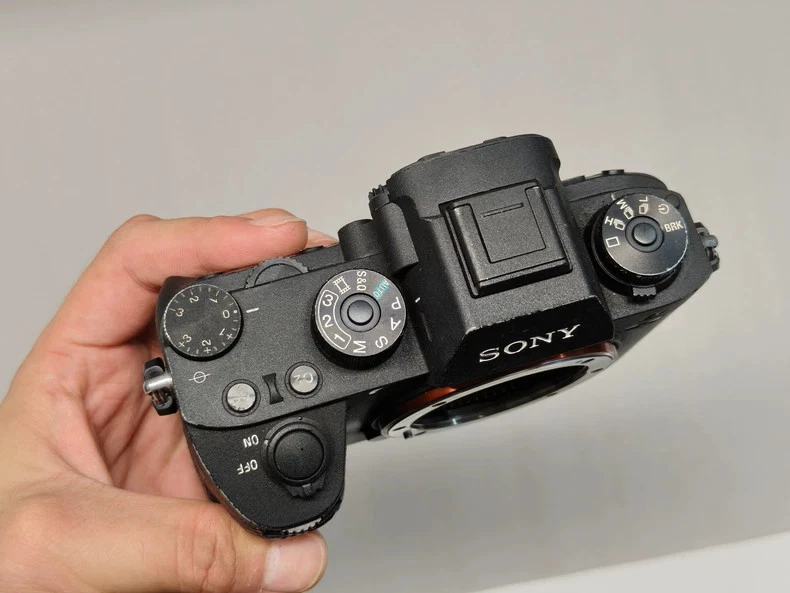 Sony Alpha a9 ILCE-9 24.2MP Mirrorless Digital Camera (Body Only) - Image 2 of 4