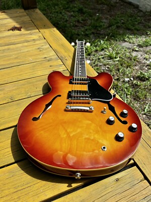 Epiphone Inspired By Gibson ES-335 Semi Hollow Body Electric Epiphone Inspired By Gibson ES-335 Semi Hollow Body Electric