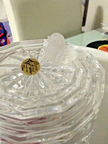 EUROPEAN 24% LEAD CRYSTAL GLASS COVERED DISH RING HOLDER TRINKET BOX BIRD TOP - Picture 3 of 7